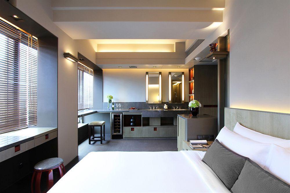 Wanchai 88 Hong Kong Exterior photo