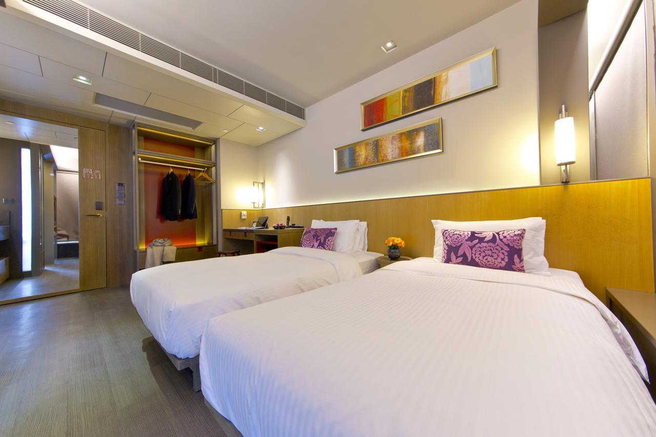 Wanchai 88 Hong Kong Exterior photo